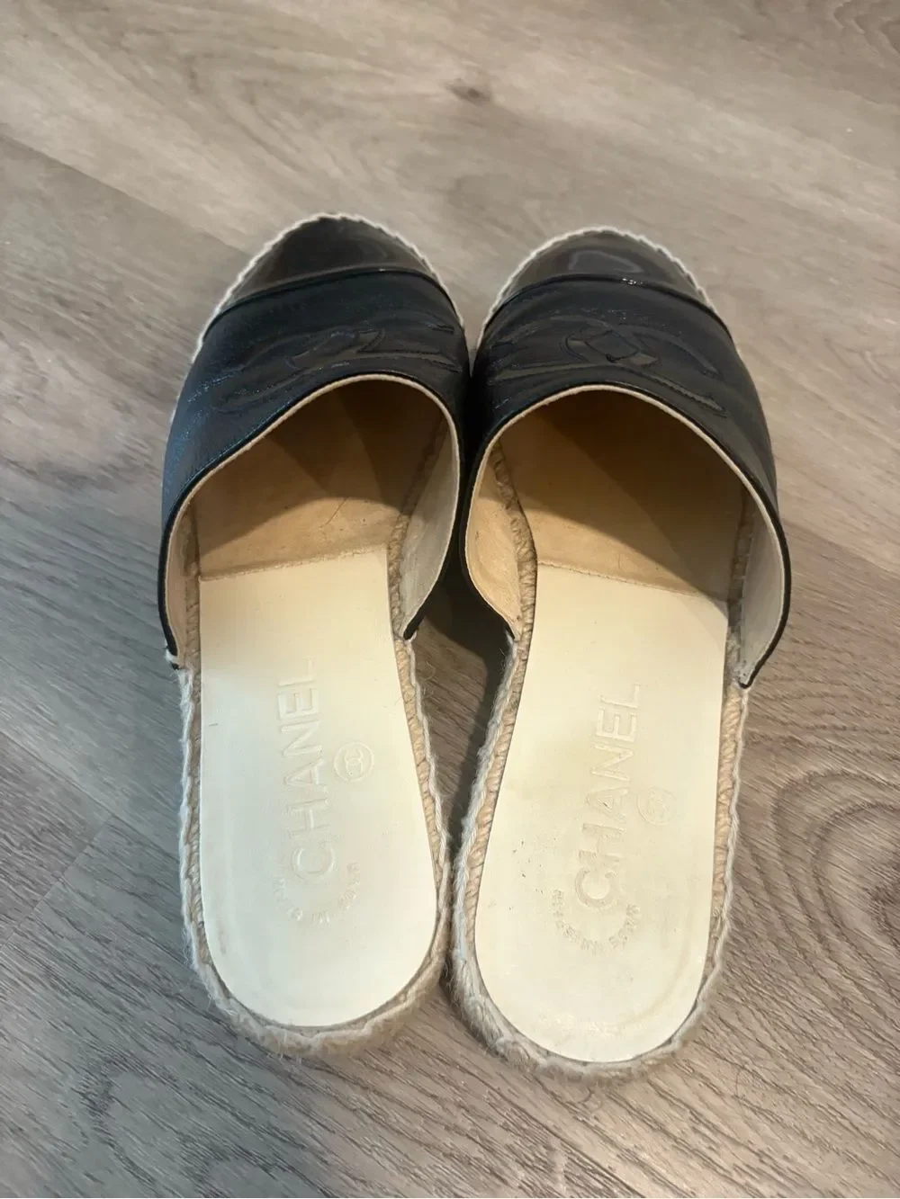 CHANEL Black Leather & Patent Espadrille Mule slide on